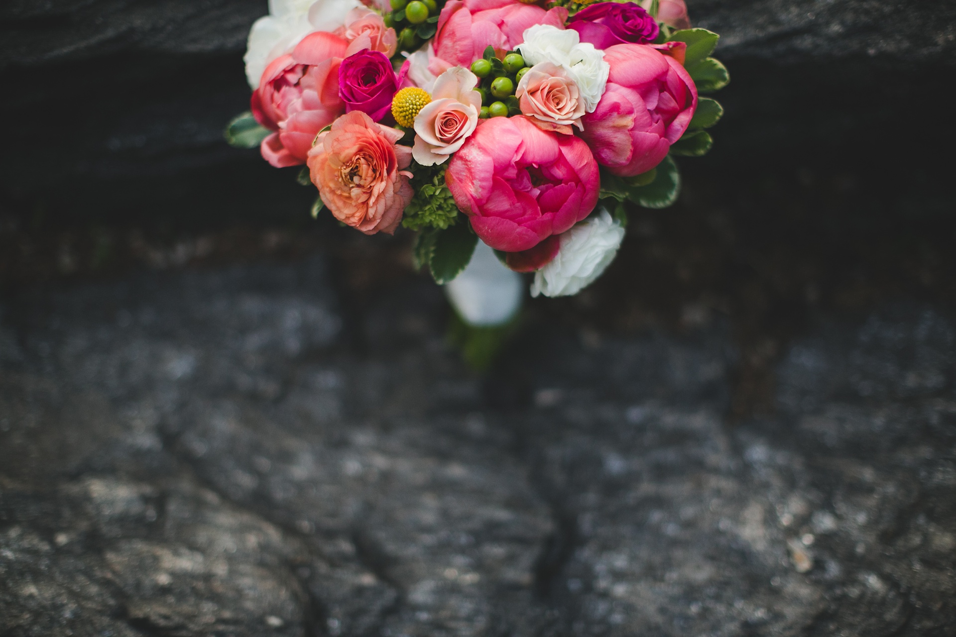 a central park wedding at the Central Park Loeb Boathouse