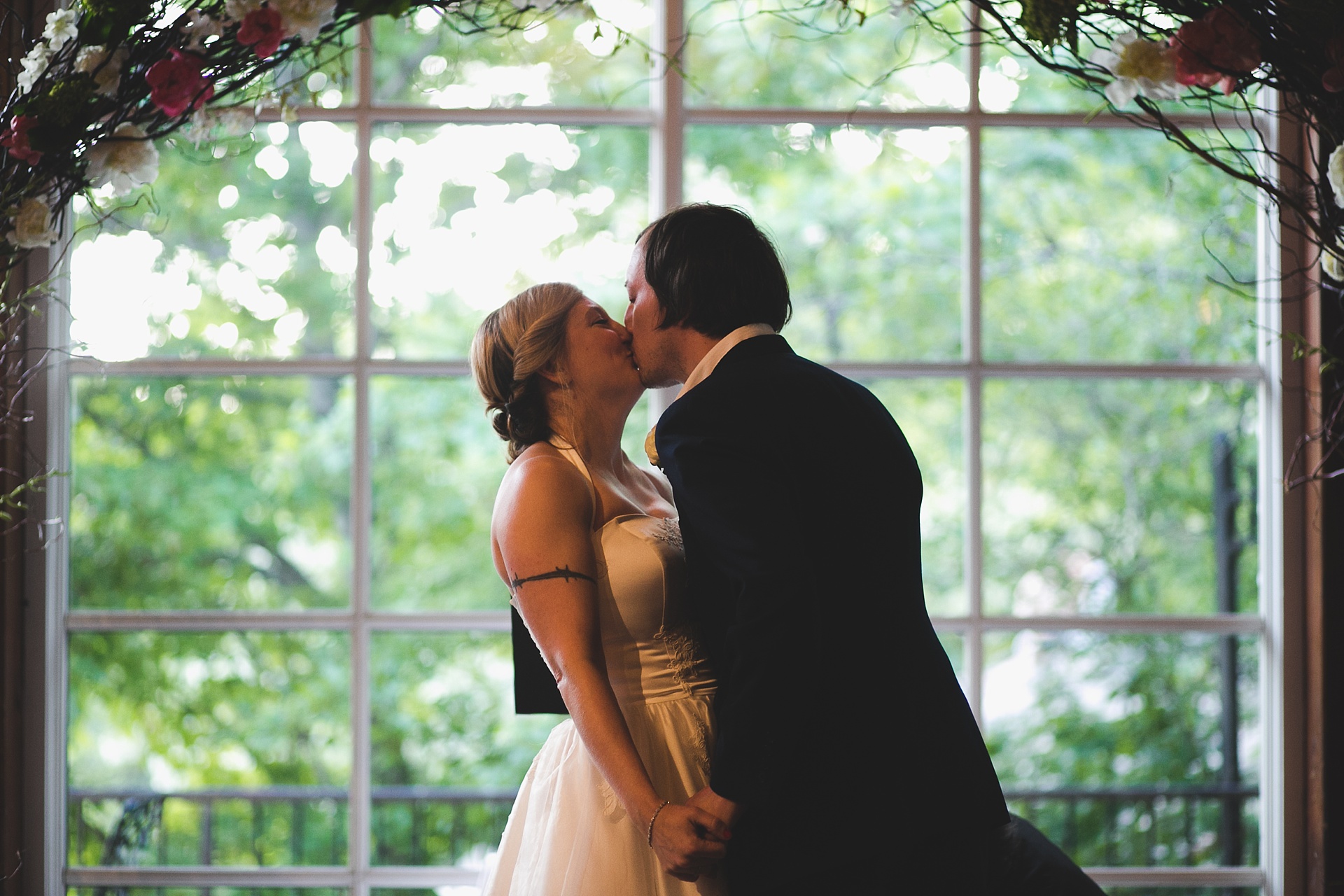 a central park wedding at the Central Park Loeb Boathouse
